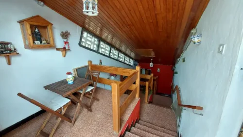 Casa terrera en venta en Telde con terreno piscina y garaje