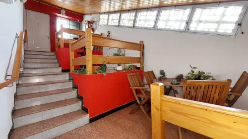 Casa terrera en venta en Telde con terreno piscina y garaje