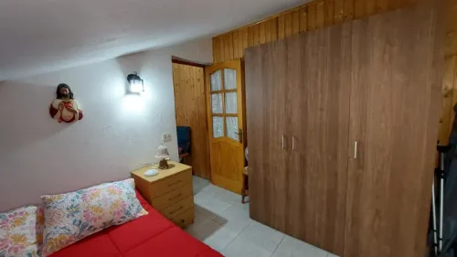 Casa terrera en venta en Telde con terreno piscina y garaje