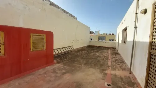 Se vende casa terrera con terreno en Carrizal de Ingenio La Capellania
